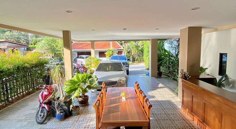 Pensiri House