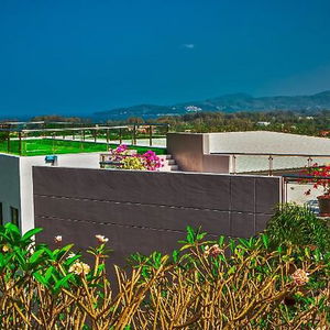 Sejur Grand Villa Luxury Time Phuket vacanta Cherngtalay