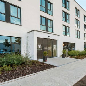 Sejur Super 8 By Wyndham Munich City North vacanta Munchen