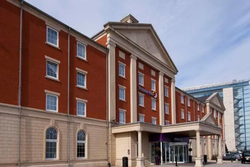 Hotel Premier Inn Manchester Trafford Centre West