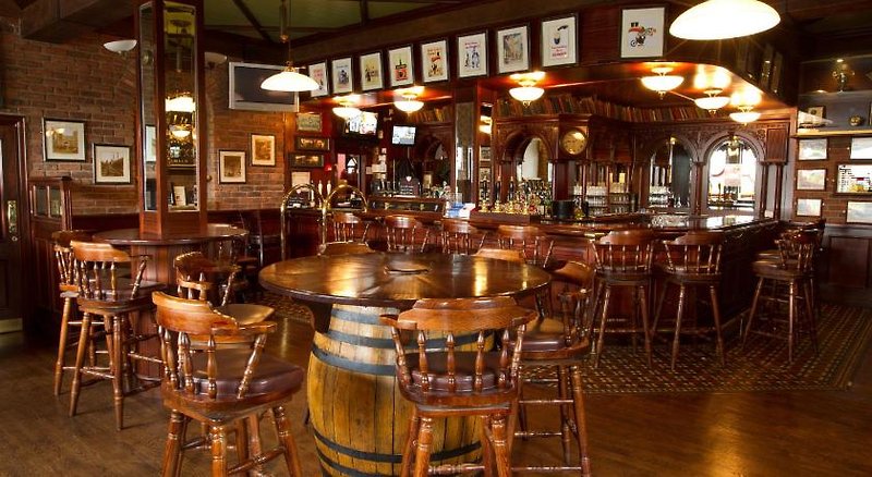 Hotel Beaumont House