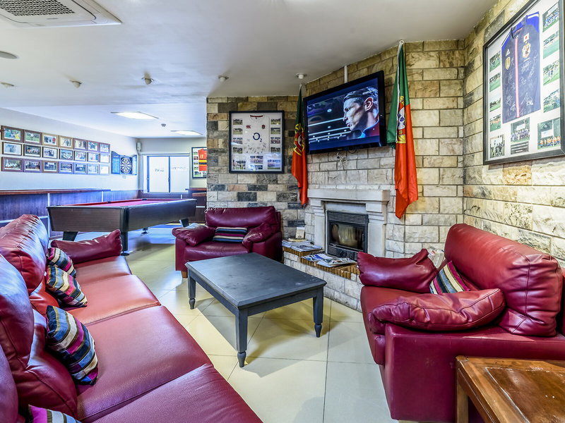 Browns Sports & Leisure Club
