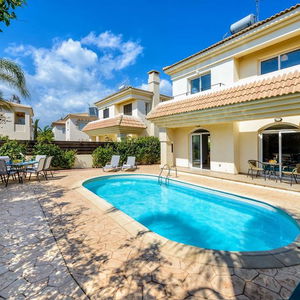 Hotel Villa Oscar cazare Paralimni