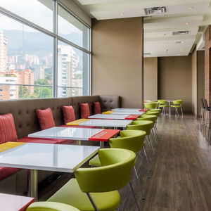 Hotel Hampton By Hilton Medellin cazare Medellin