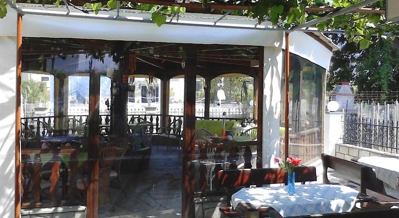Patra Rooms Skala Prinou