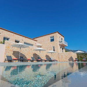 Hotel Villa Nupadi cazare Kardamyli