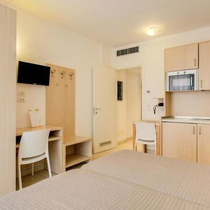 Hotel Wally Residence cazare Adria