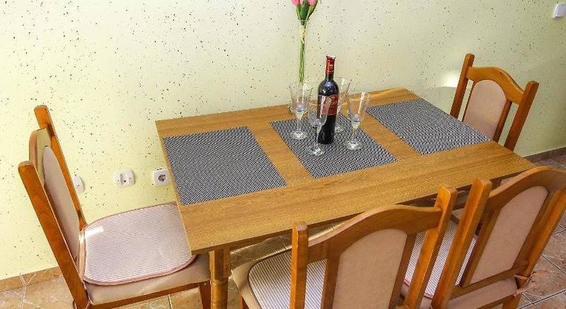 Hotel Lucky Luke Pool Apartments