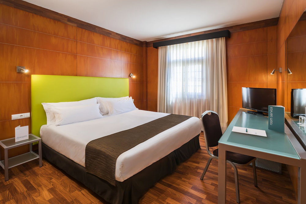dal travel Occidental Santa Cruz Contemporaneo