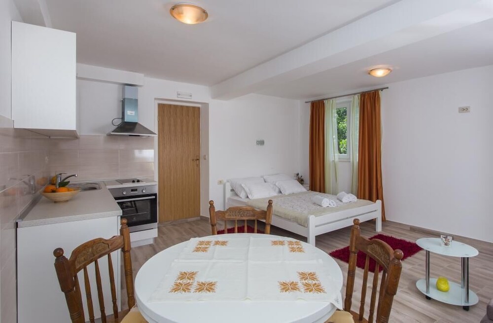 Apartments Anka