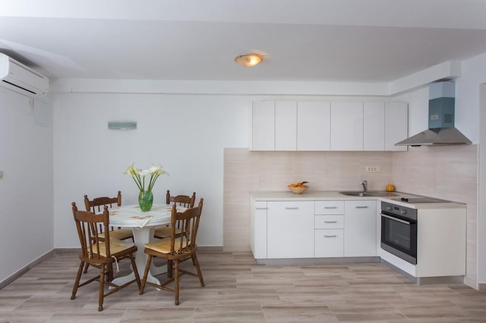 Apartments Anka