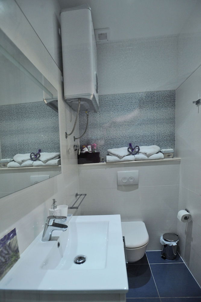 Hotel Apartments L&L Old Town