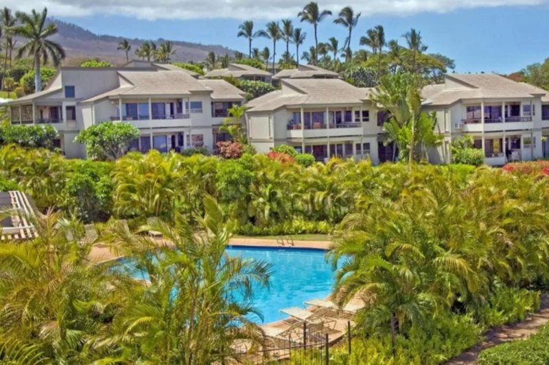 Wailea Ekolu Village