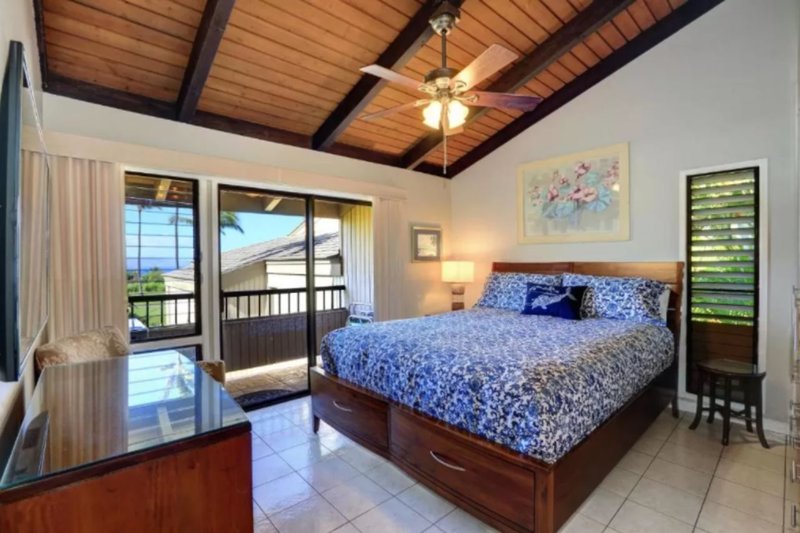 Wailea Ekolu Village