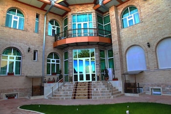 Hotel Mixt Royal Palace