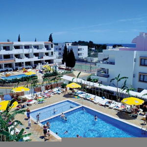 Sejur Apartamentos Casa Luis By Invisa vacanta Santa Eulalia