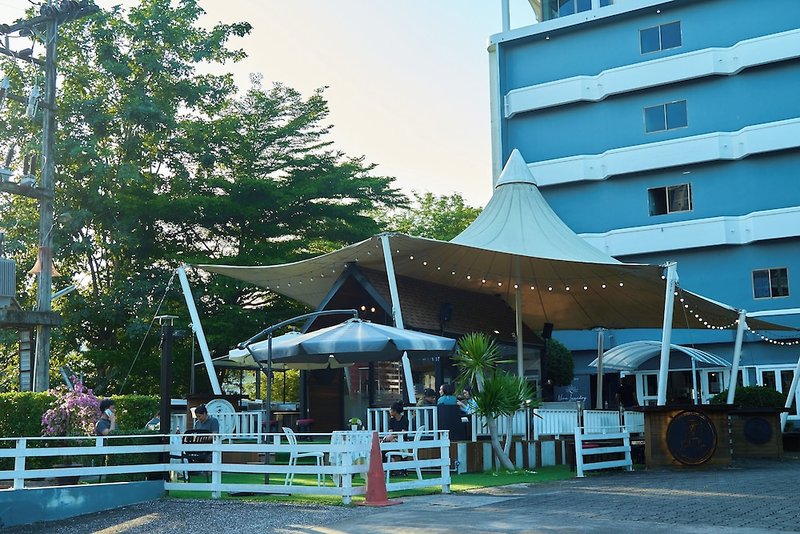 Hotel Manora