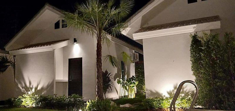 Hotel The Seaton House Phuket