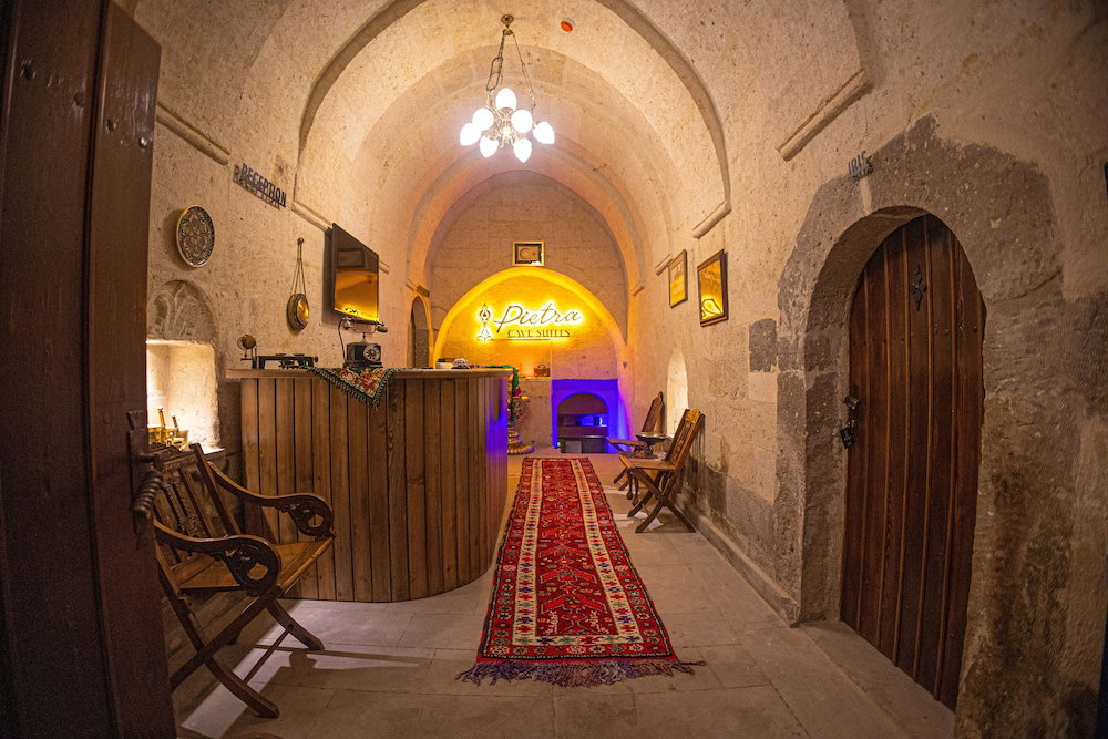 Hotel Pietra Cave Suites