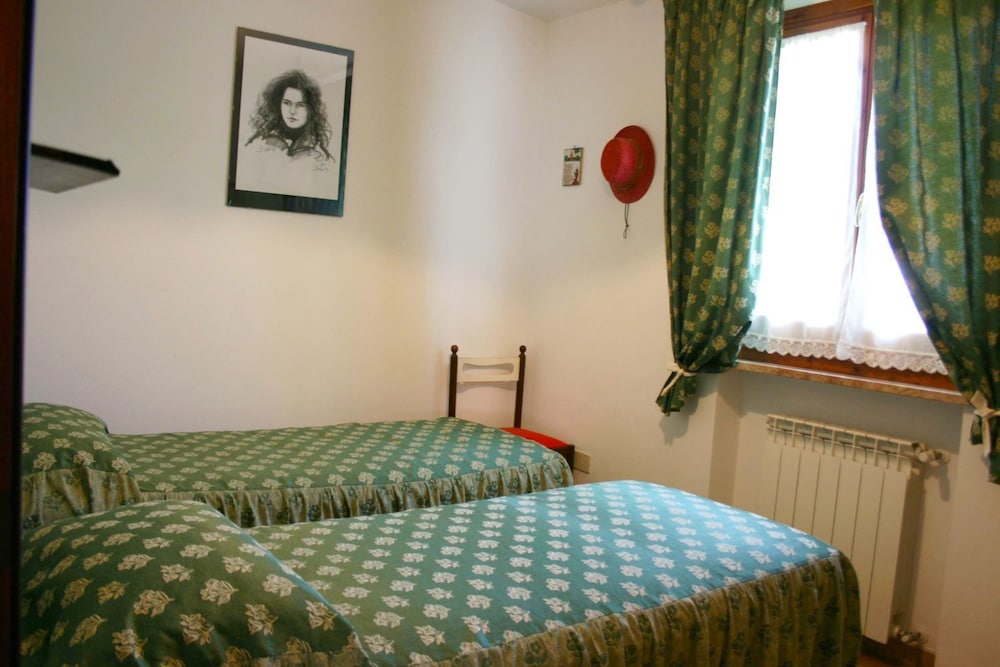 Wonderful Private Villa With Private Pool, Tv, Pets Allowed And Parking, Close To Montepulciano
