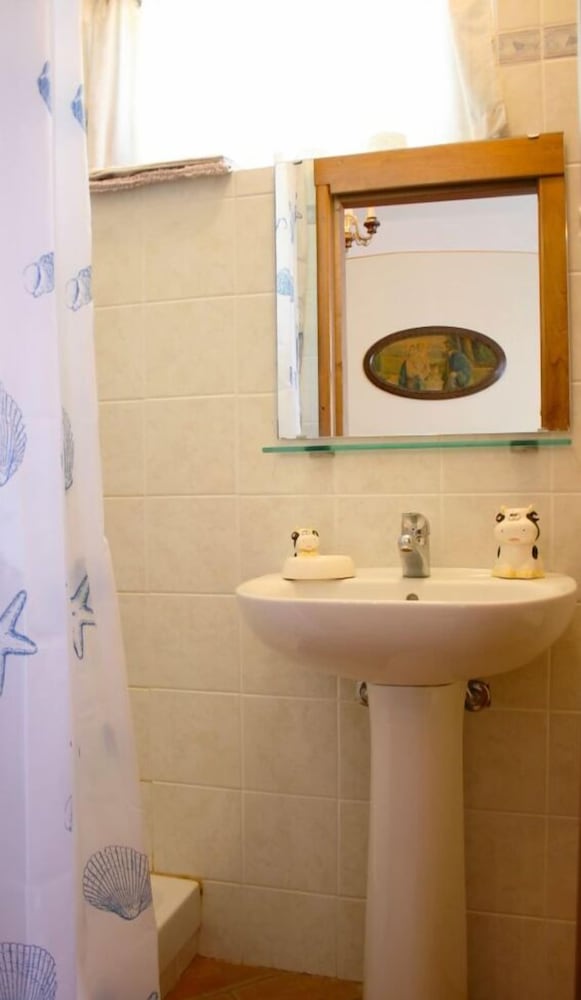 Wonderful Private Villa With Private Pool, Tv, Pets Allowed And Parking, Close To Montepulciano