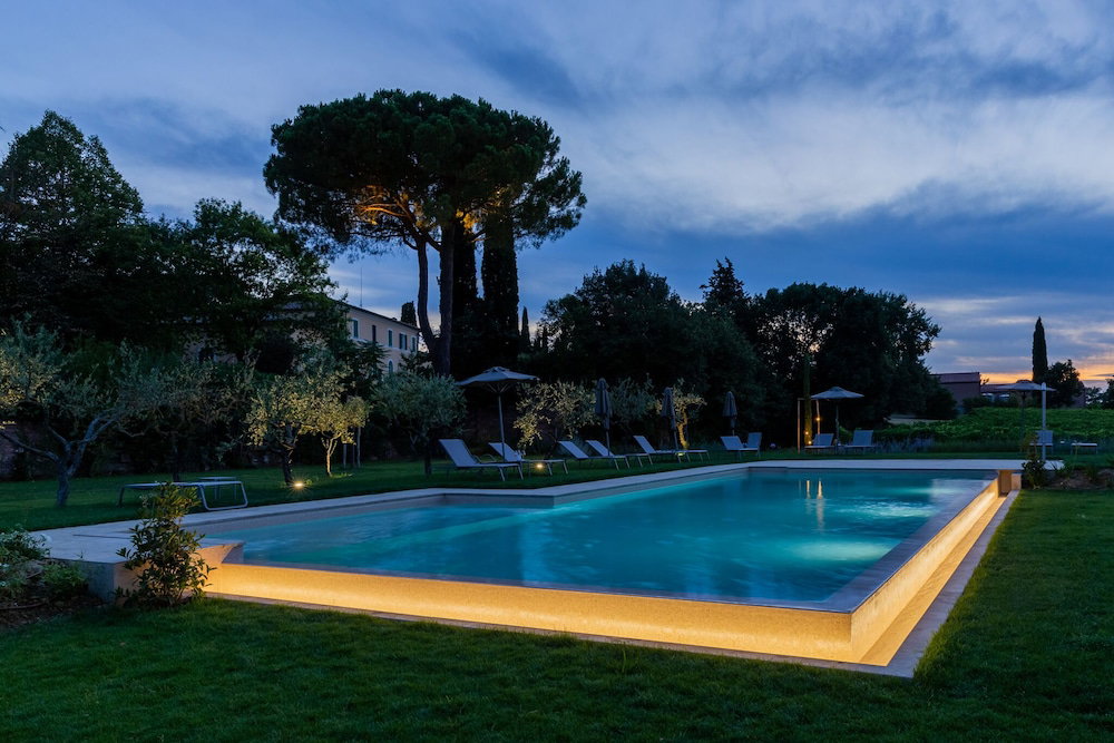 Hotel Villa Svetoni Wine Resort