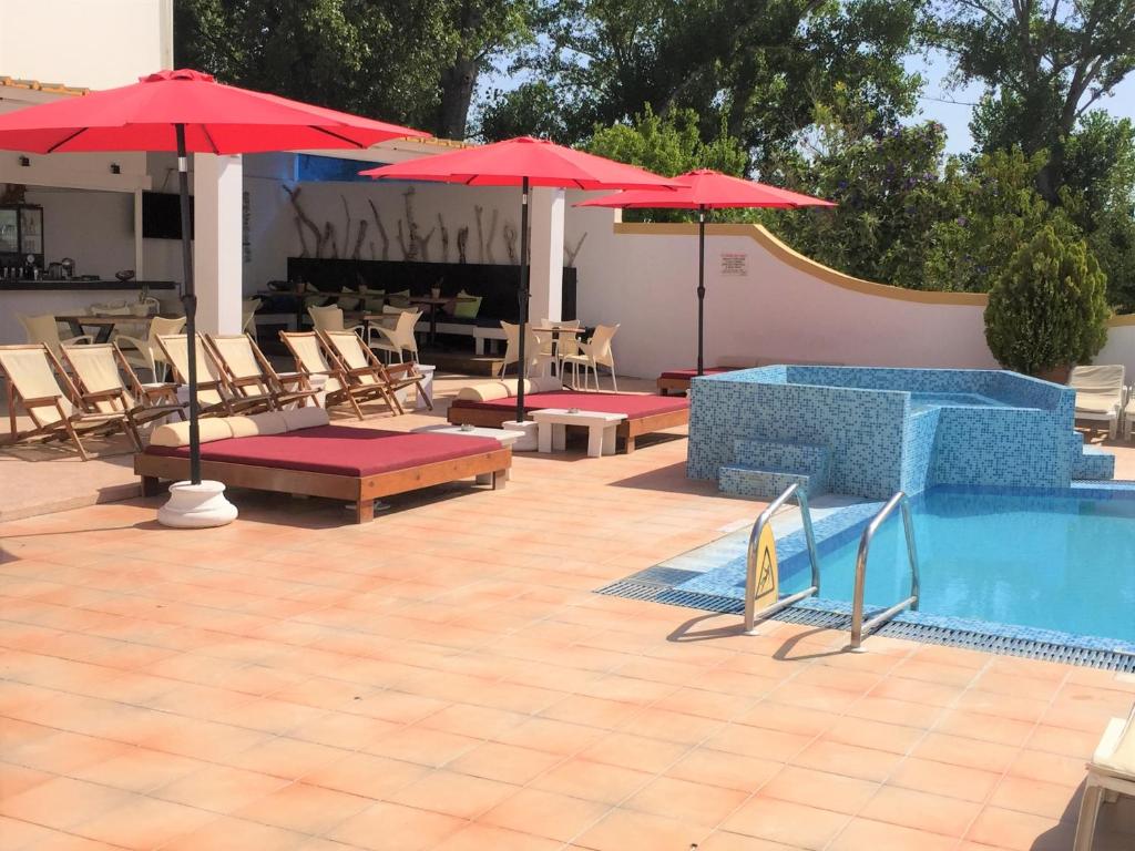 Anissa Oasis Beach