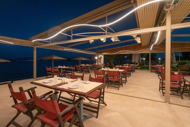 Hotel Avantis Suites