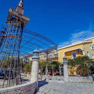 Hotel Hotel Pharos cazare Bar