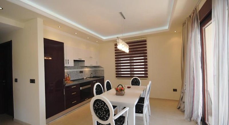 Villa And Apartments St George