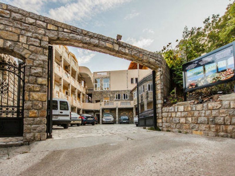 Castellamare Residence