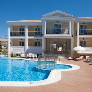 Hotel Royal Nidri cazare Nidhrion