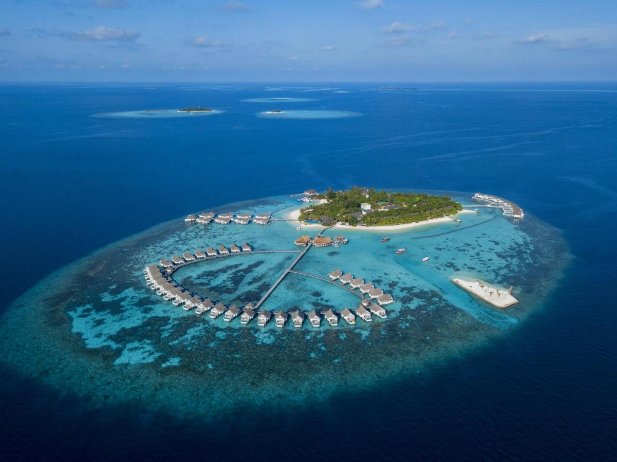 Hotel Centara Grand Lagoon Maldives cazare Kaafu Atoll