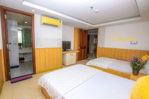 Hotel Nắng Vàng Nha Trang Hotel cazare Nha Trang