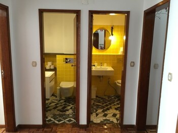 Lemon Tree Apartments
