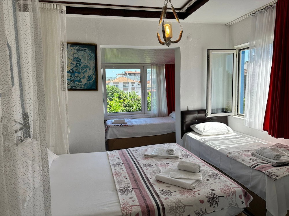 Hotel Bonjourla Otel