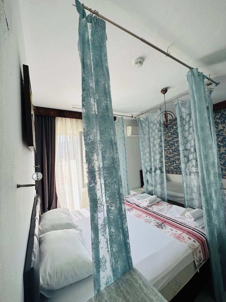 Bonjourla Otel