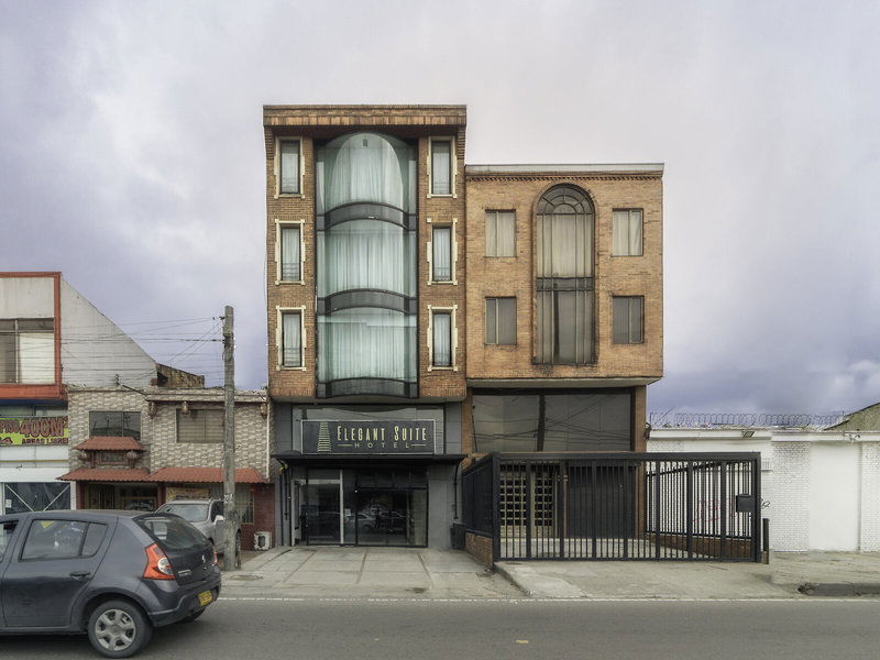 Hotel Ayenda 1030 Elegant Suites