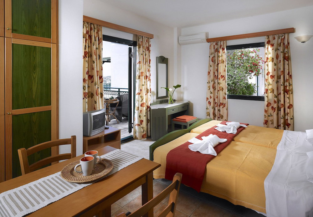Erivolos Hotel Apartments