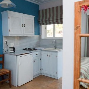 Sejur Zorbas Apartments vacanta Chios