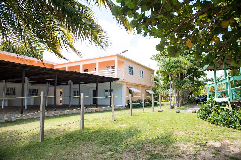 Hotel Hunny Bay Resort