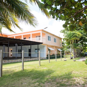 Hotel Hunny Bay Resort cazare Saint Ann's Bay