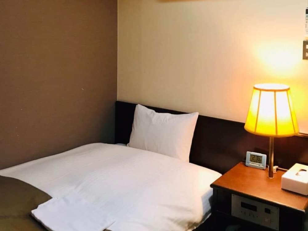 Takatsuki W&M Hotel