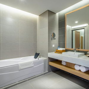 Hotel Delasea Ha Long Hotel cazare Ha Long