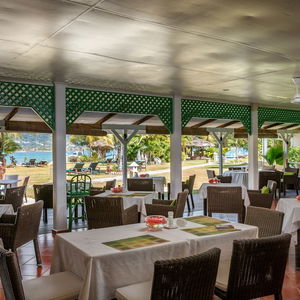 Hotel L Habitation Cerf Hotel cazare Ile au Cerf