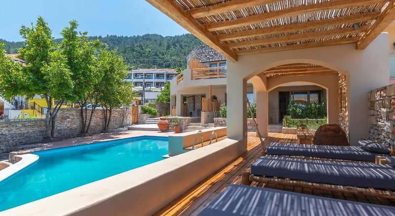 Meli Suites