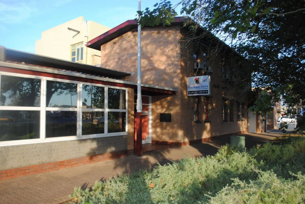 Hotel Port Adelaide Backpackers