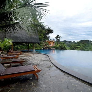 Hotel Sangria Resort & Spa cazare Lembang