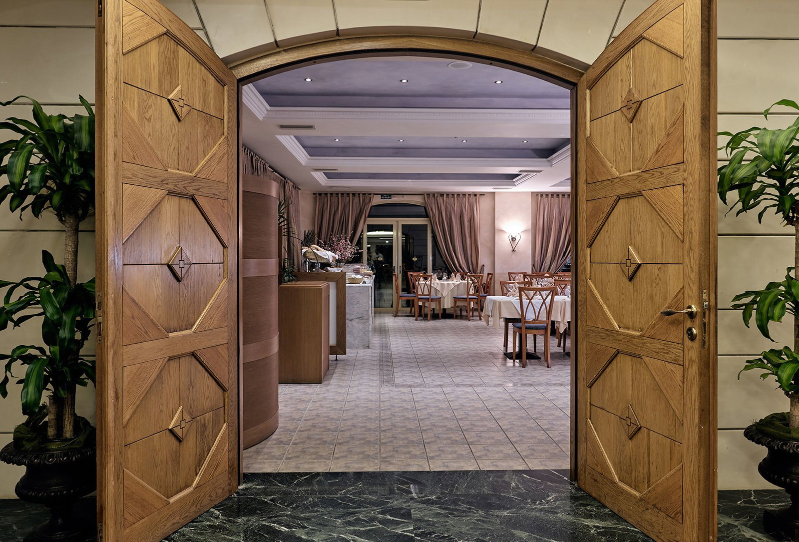 dal travel Pilot Beach Hotel Chania