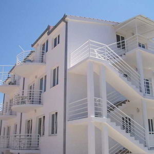 Hotel Apartmani Niko cazare Okrug Gornji